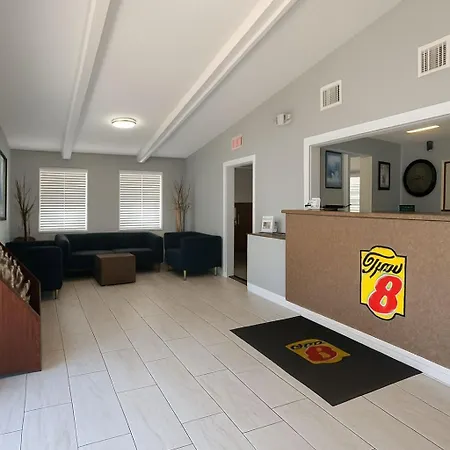 Super 8 By Wyndham Lantana West Palm Beach